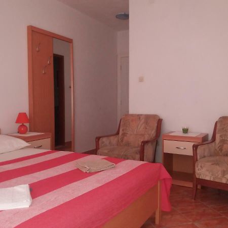 Apartments Erceg Омиш Экстерьер фото