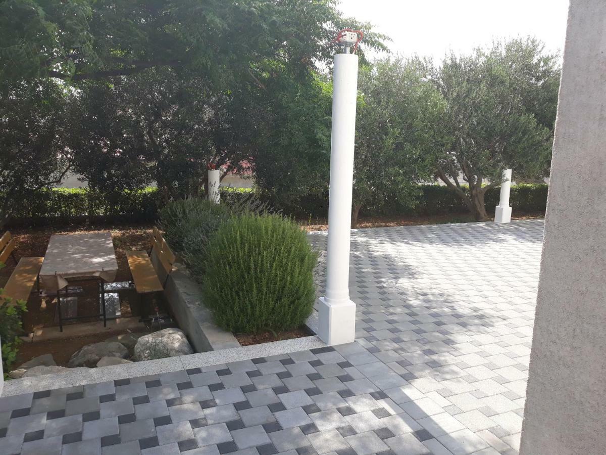 Apartments Erceg Омиш Экстерьер фото